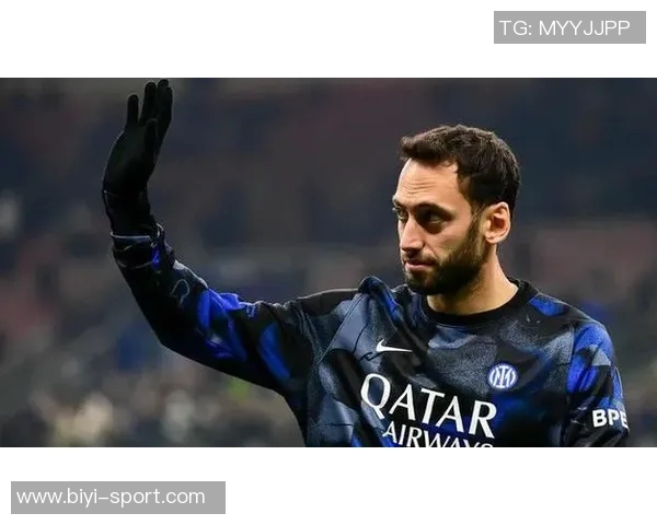 加拉塔萨雷内部人士澄清未与恰尔汗奥卢接触的消息